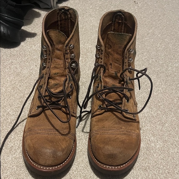 Red Wing Shoes Tan Leather Men's Boots - Picture 1 of 9